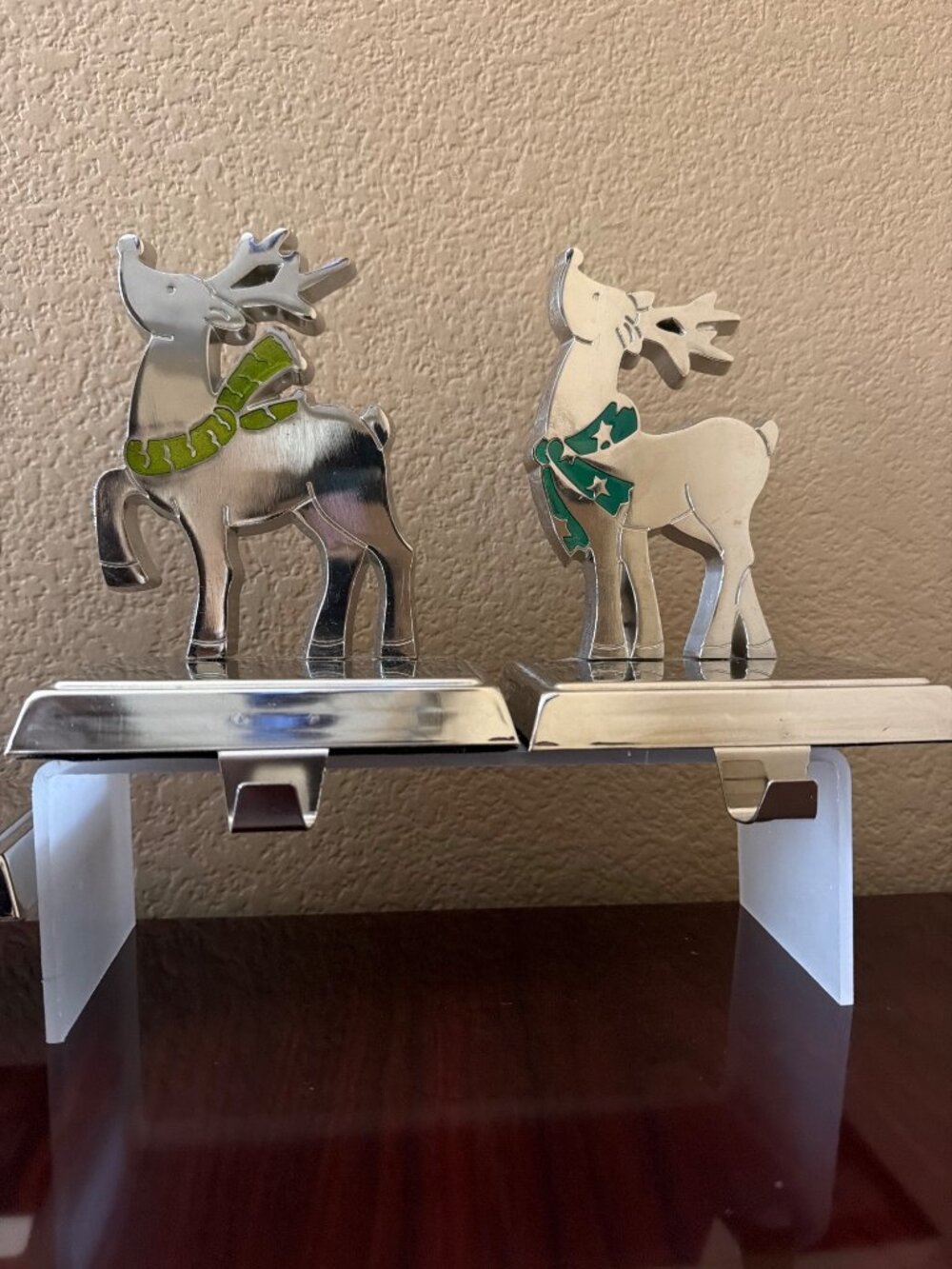 Santa Reindeer Christmas Stocking Holders Silver Tone Metal Set of 4 - Picture 11 of 14
